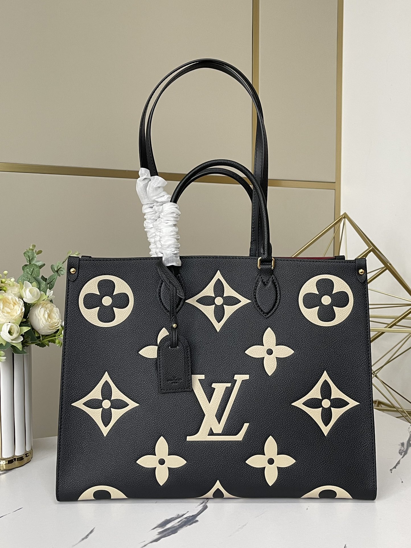 Louis Vuitton Shopping Bags